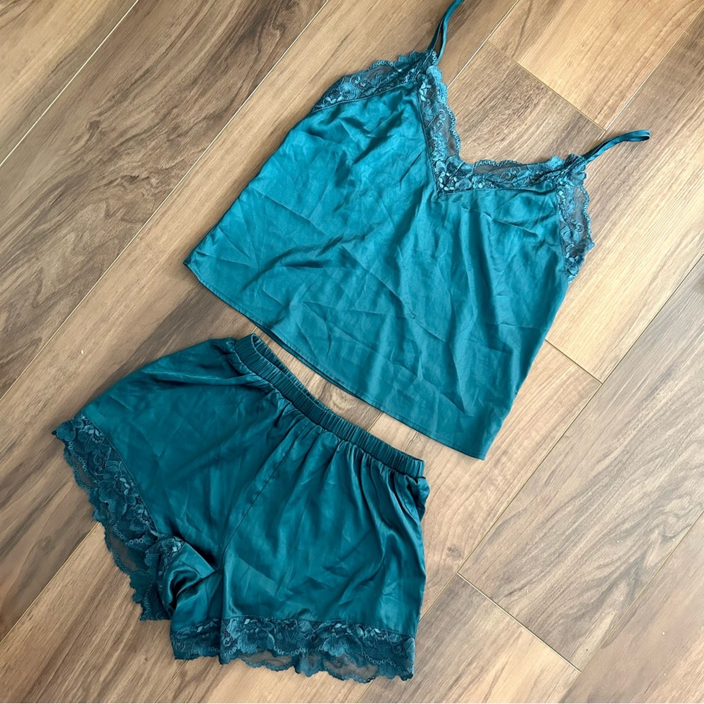 Forever21 Emerald Green Sleep Set